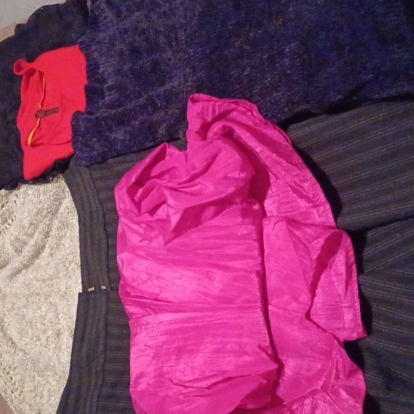 Large Size Women's Mystery Clothing Box (25) - Picture 8 of 9